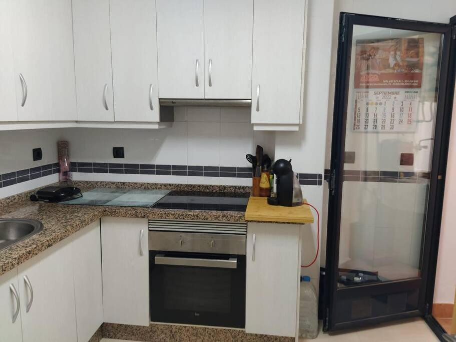 Bajo Puerta De Alcazaba Apartment เรตามาร์ ภายนอก รูปภาพ