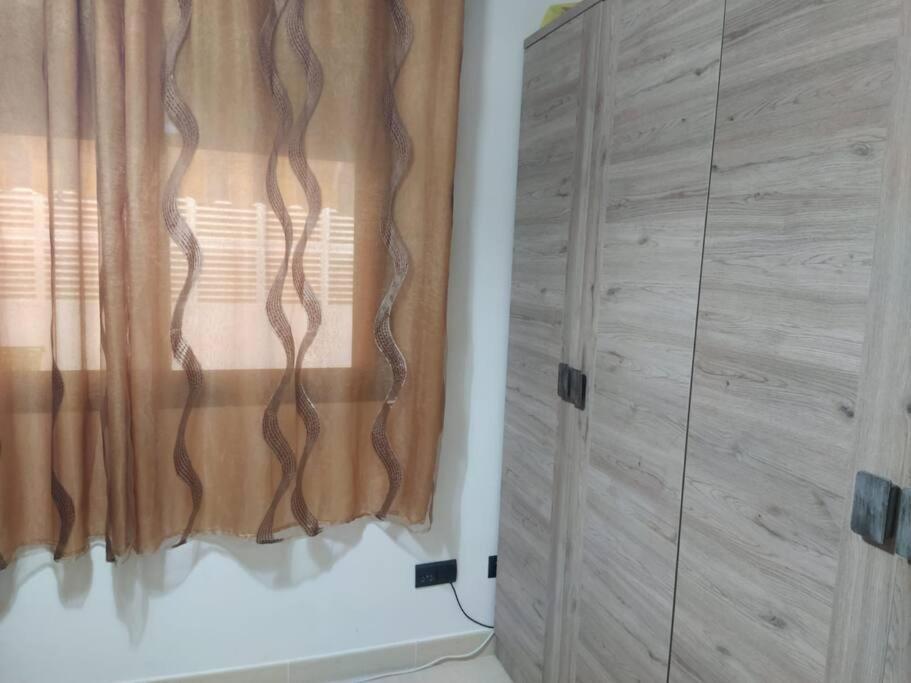 Bajo Puerta De Alcazaba Apartment เรตามาร์ ภายนอก รูปภาพ